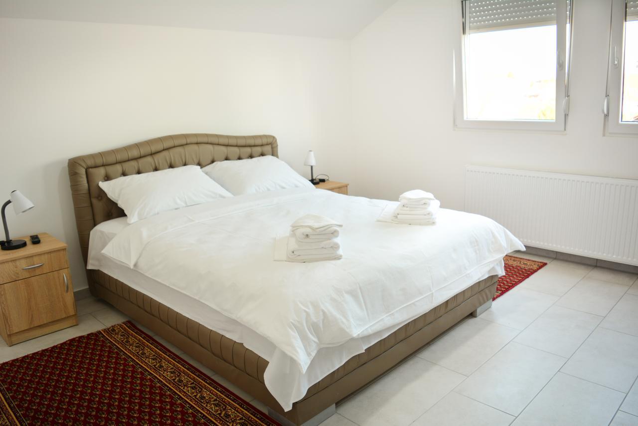 Deltix Apartments Βρσατς Εξωτερικό φωτογραφία