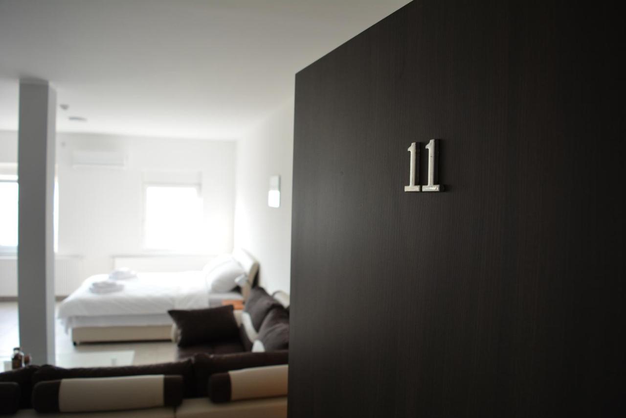 Deltix Apartments Βρσατς Εξωτερικό φωτογραφία