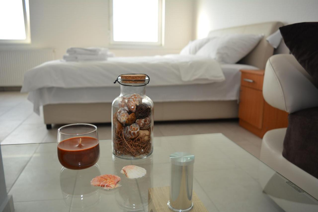 Deltix Apartments Βρσατς Εξωτερικό φωτογραφία