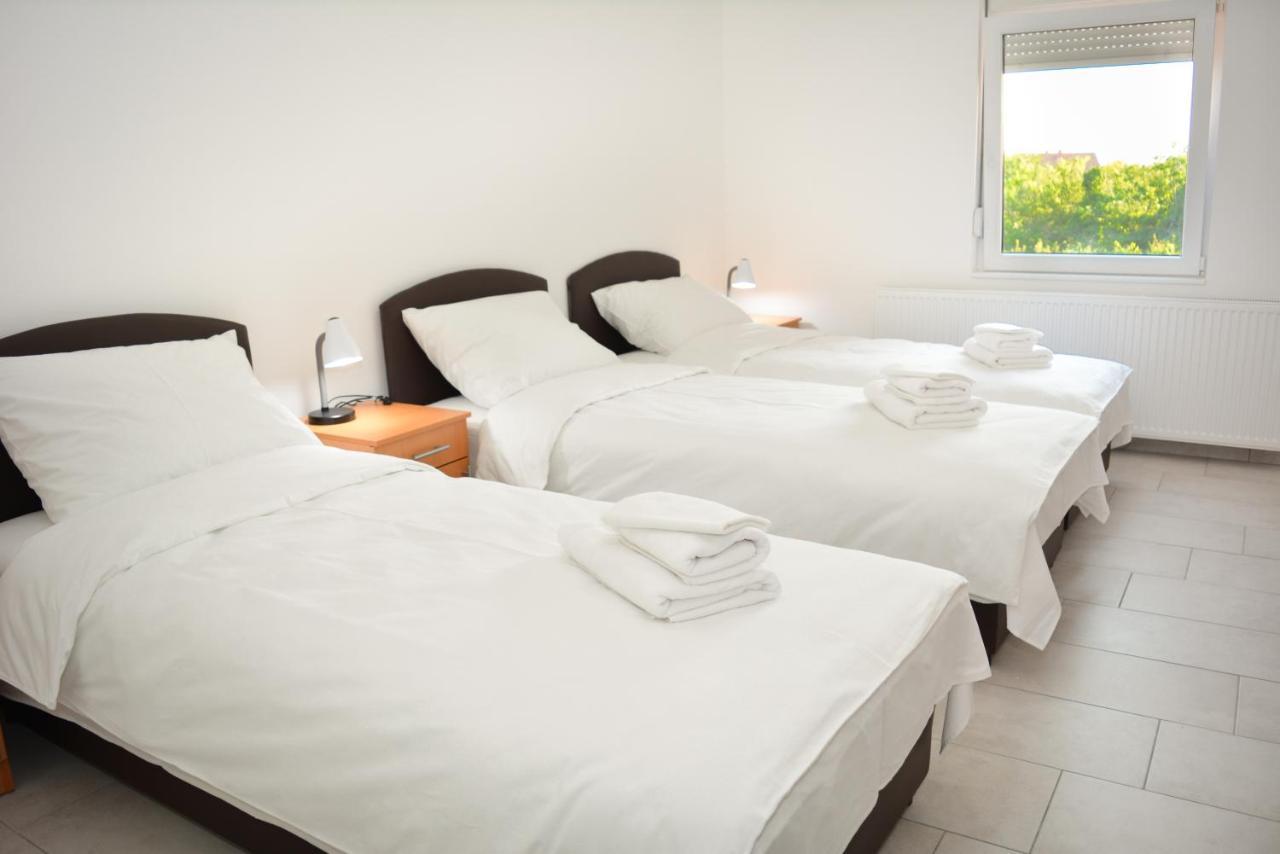 Deltix Apartments Βρσατς Εξωτερικό φωτογραφία