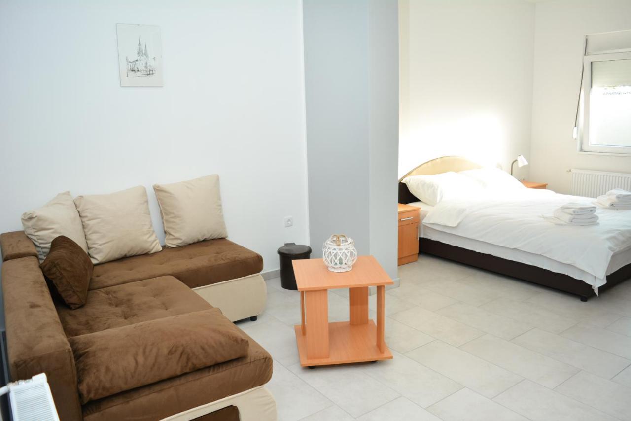 Deltix Apartments Βρσατς Εξωτερικό φωτογραφία