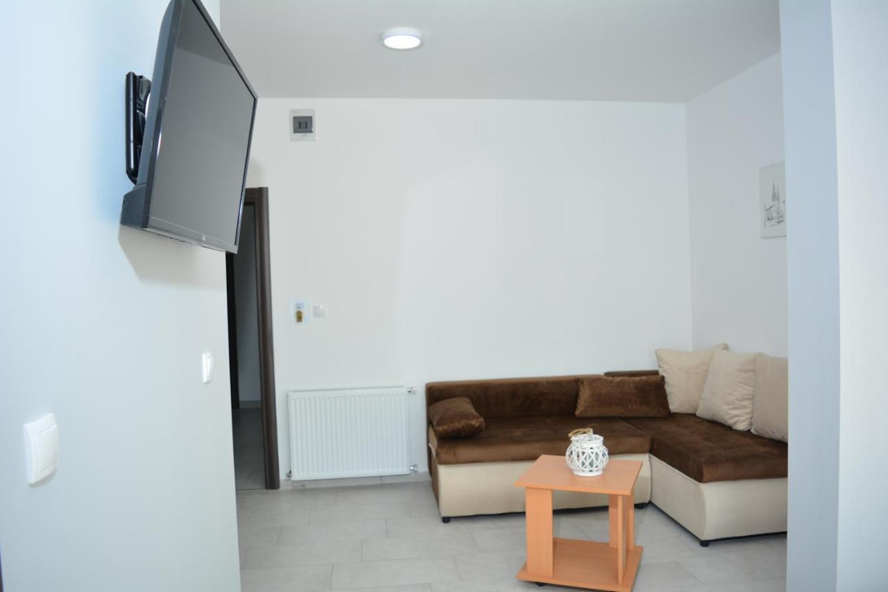 Deltix Apartments Βρσατς Εξωτερικό φωτογραφία